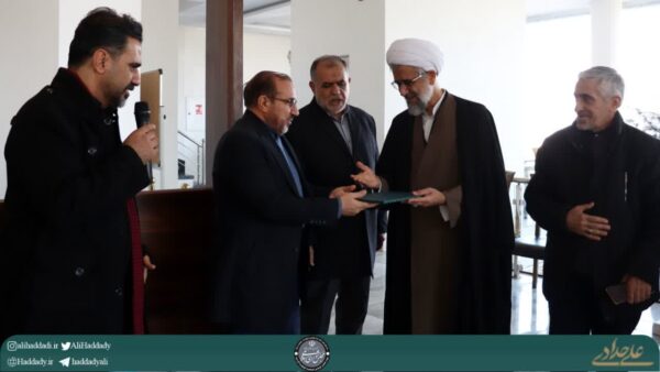 نشست هم‌اندیشی علی حدادی با جمعی از معتمدین شهرستان طالقان