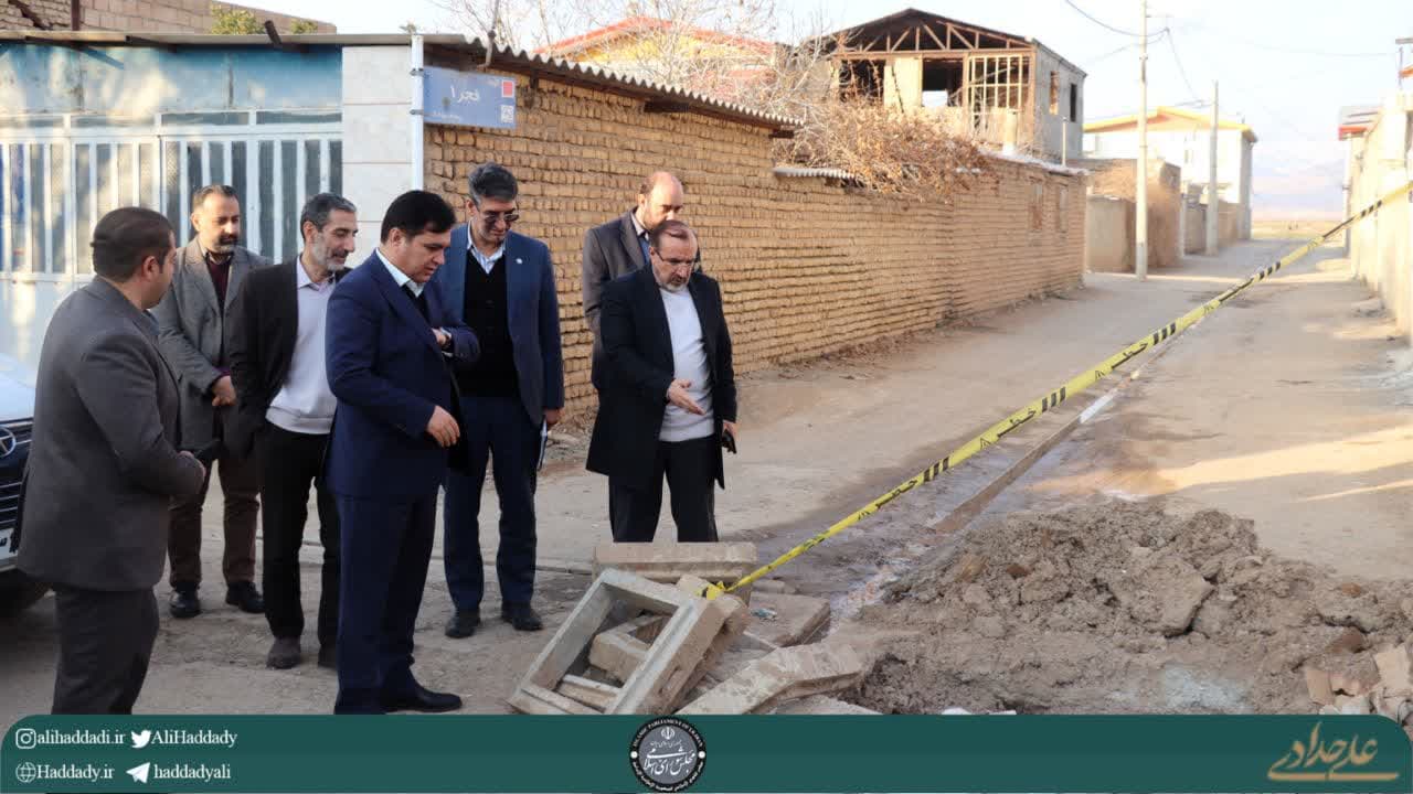 بازدید و نظارت میدانی علی حدادی از روستای احمدآباد شهرستان نظرآباد